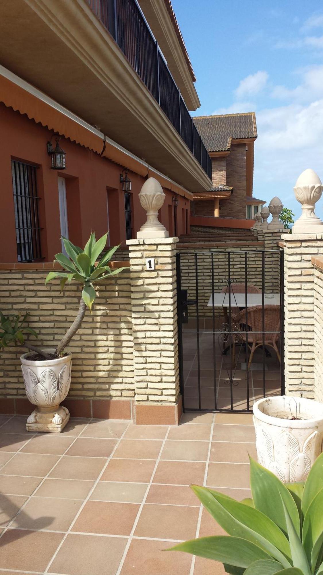 Hostal Noli Chiclana de la Frontera Dış mekan fotoğraf