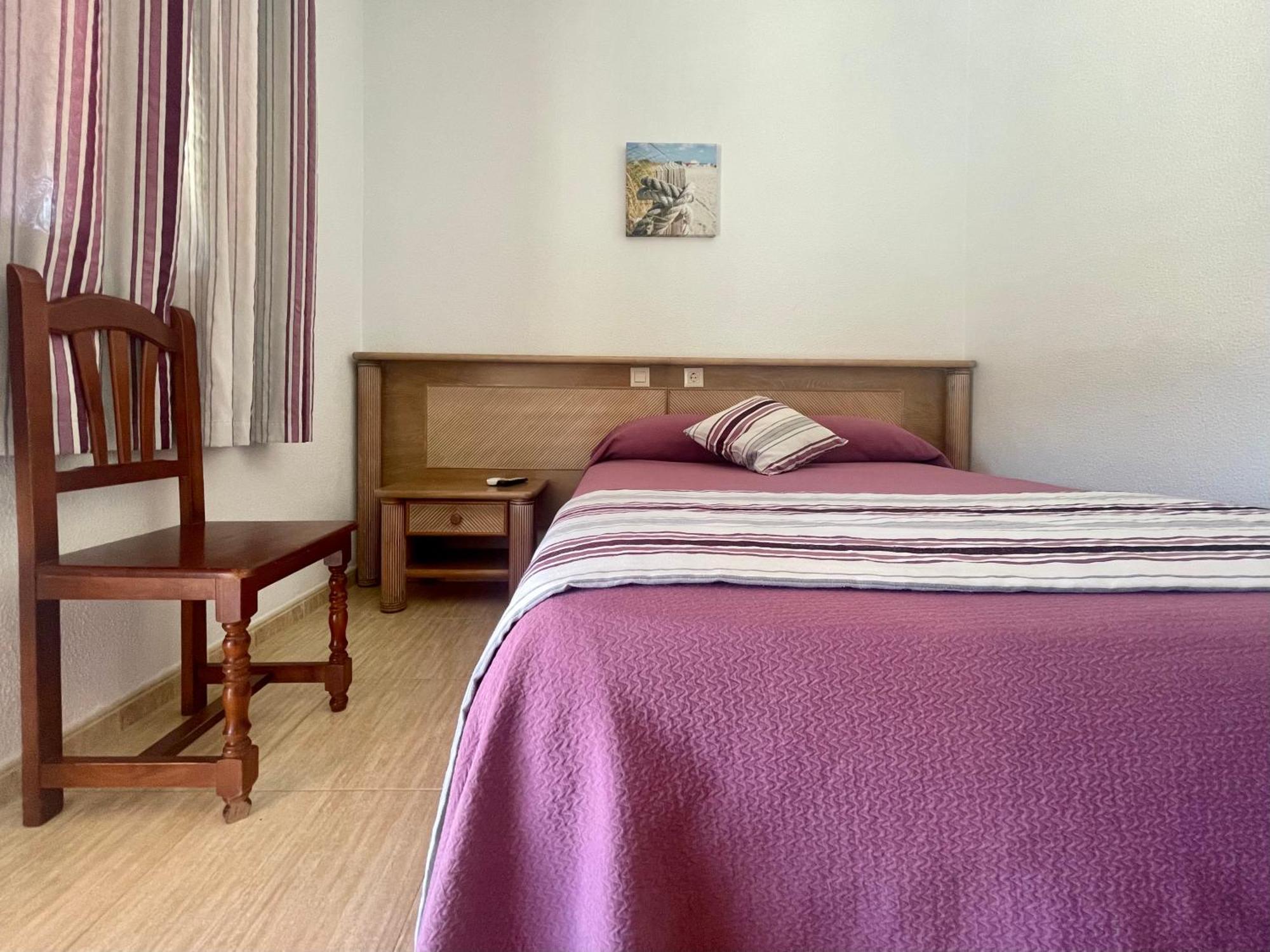 Hostal Noli Chiclana de la Frontera Dış mekan fotoğraf