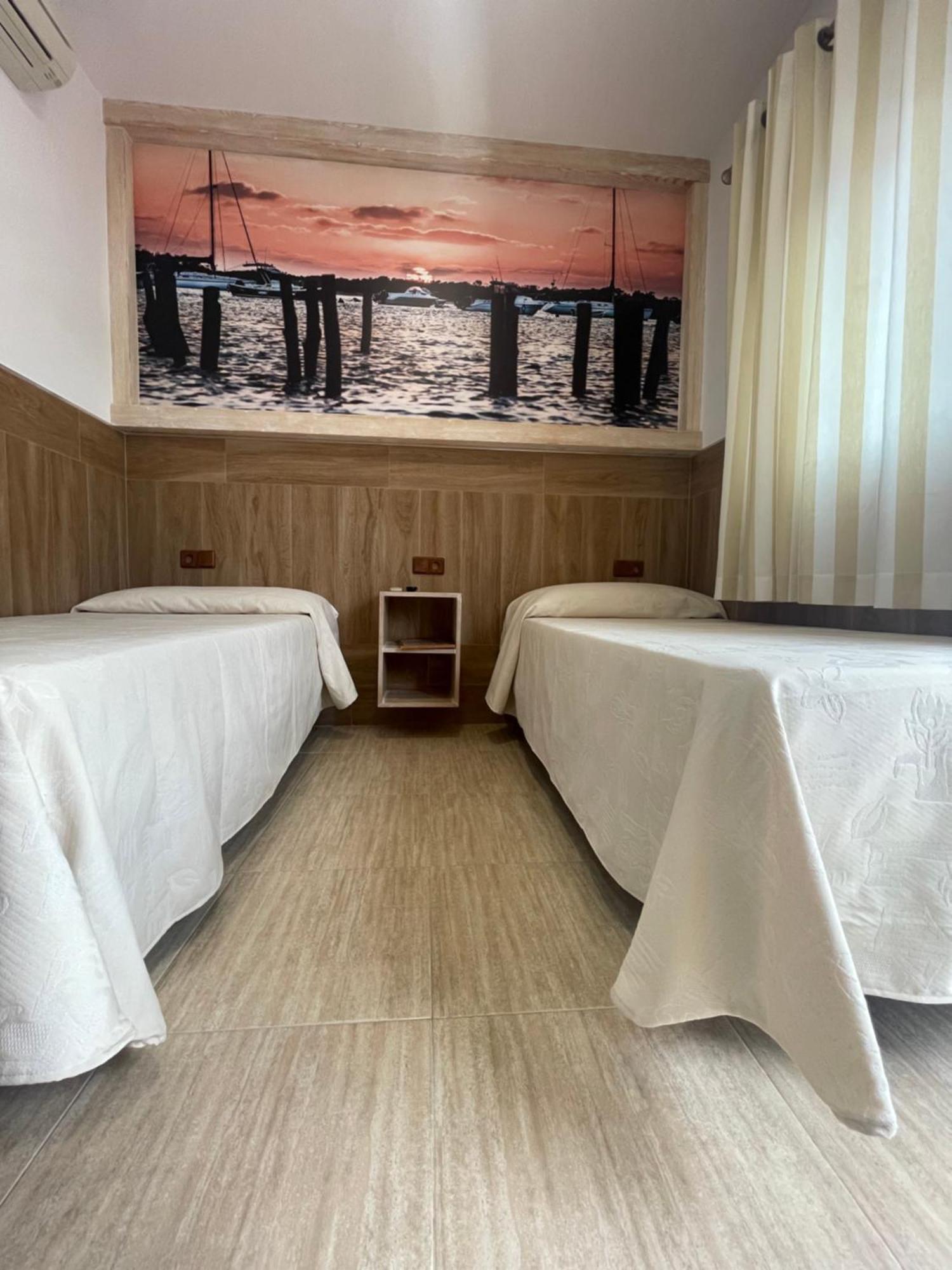 Hostal Noli Chiclana de la Frontera Dış mekan fotoğraf