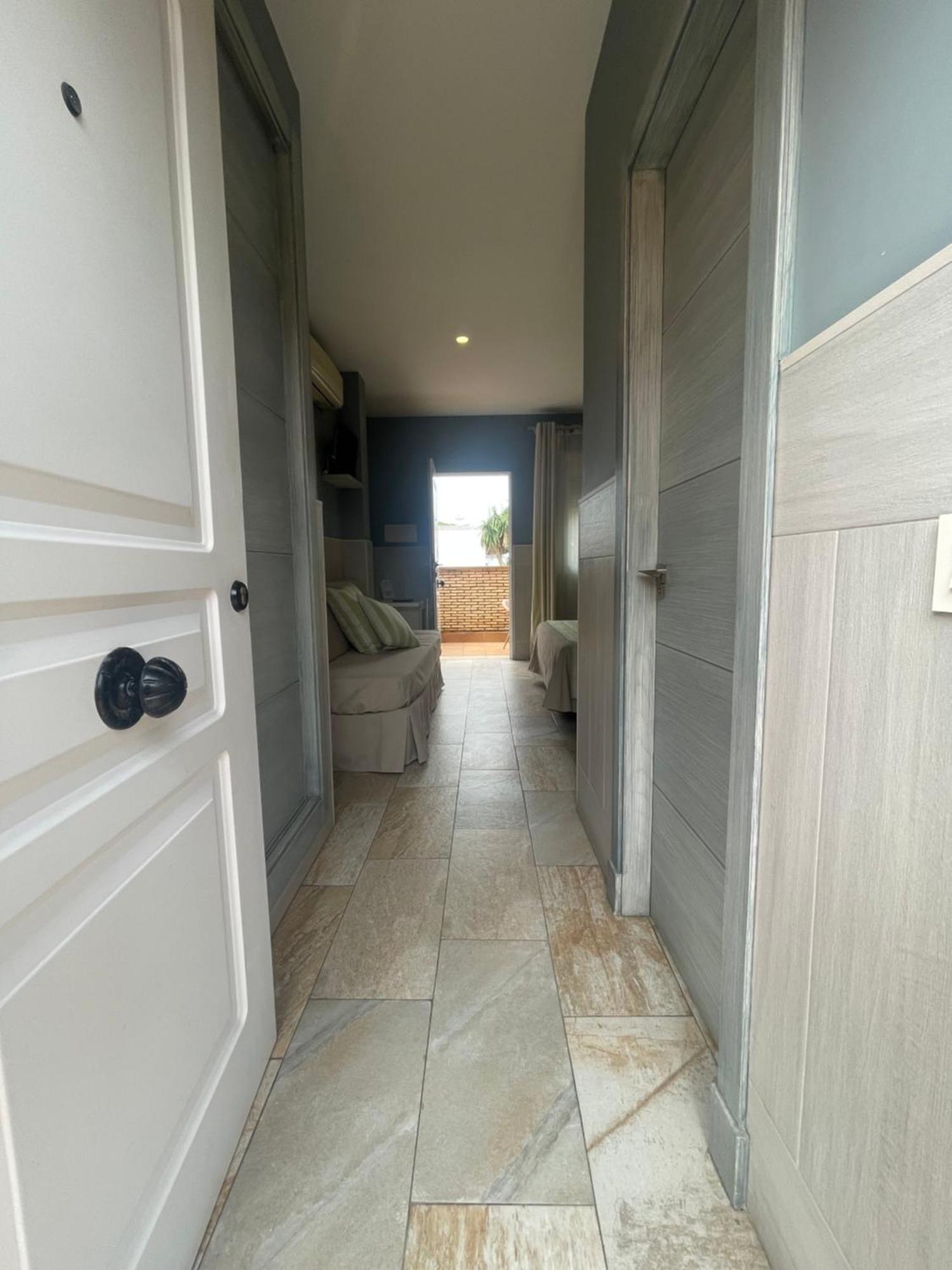 Hostal Noli Chiclana de la Frontera Dış mekan fotoğraf