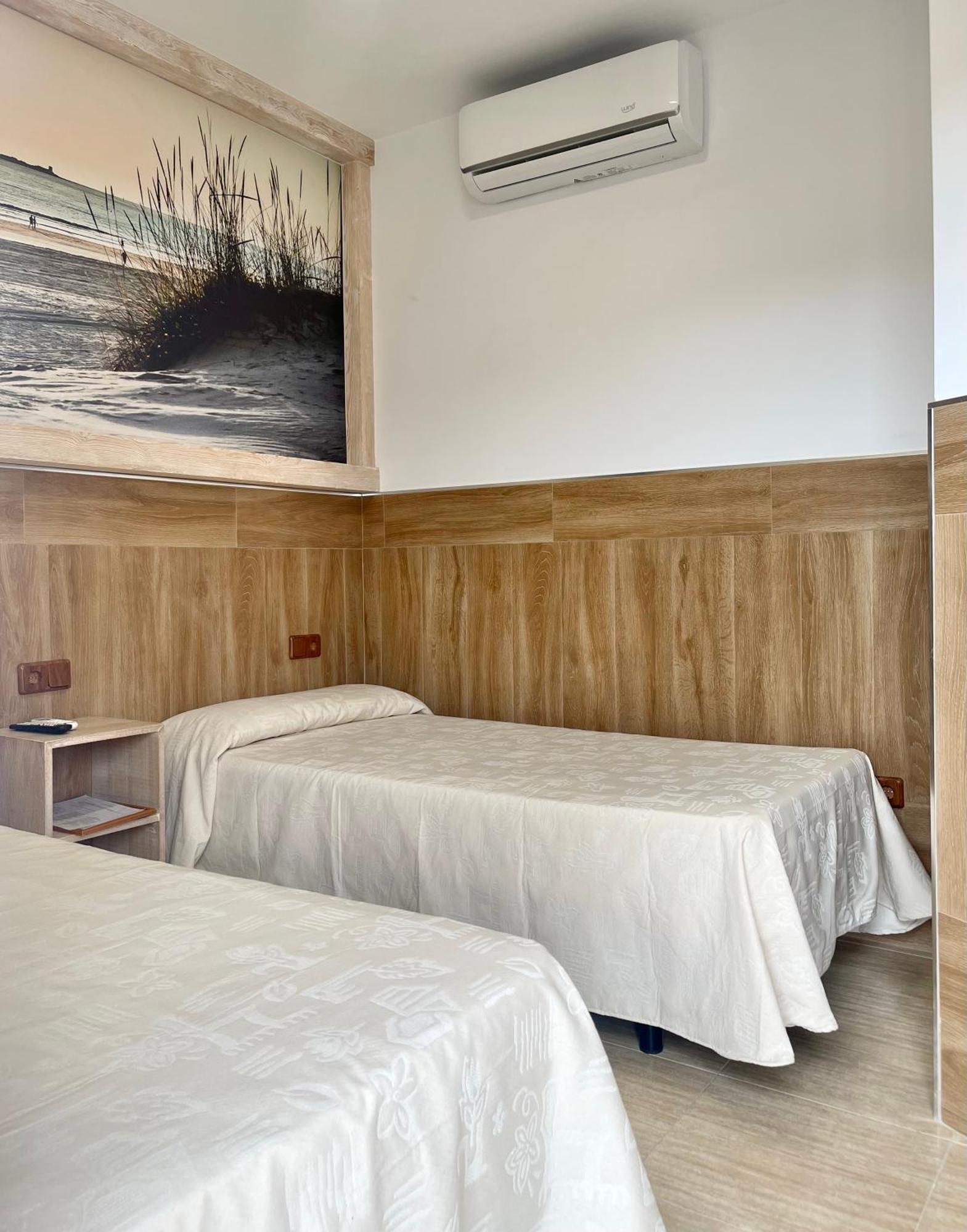 Hostal Noli Chiclana de la Frontera Dış mekan fotoğraf